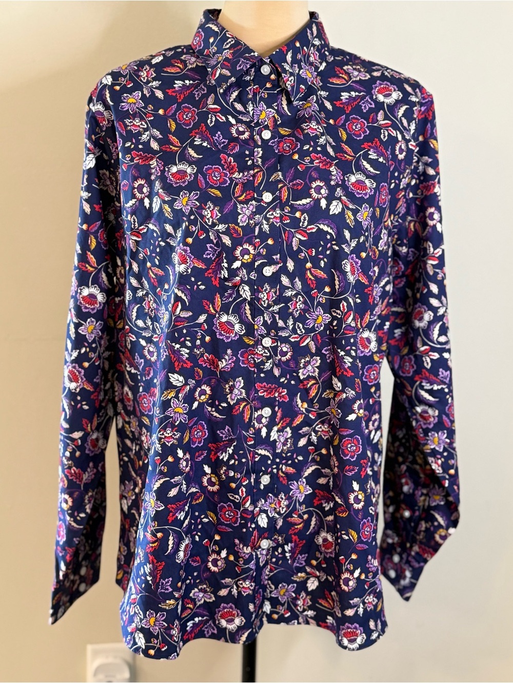 Land’s End No Iron Supima cotton floral button up shirt blue purple plus SZ 18